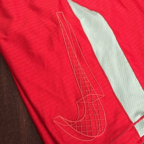 Nike Gently Used Red Dri-Fit Basketball Shorts Sz L (boys) - Picture 2 of 7